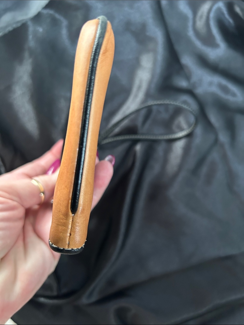 Coach Ergo Vintage Leather Wristlet Clutch in Black, White & Tan in EUC - Picture 7 of 12